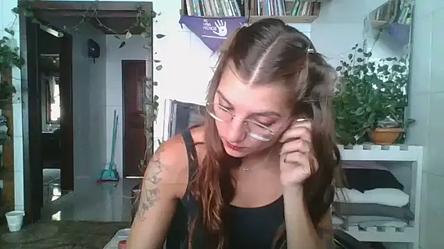 Snapshot of SweetyBabyDemon chatting on 01.08.26 SweetyBabyDemon online show from 01.08.26