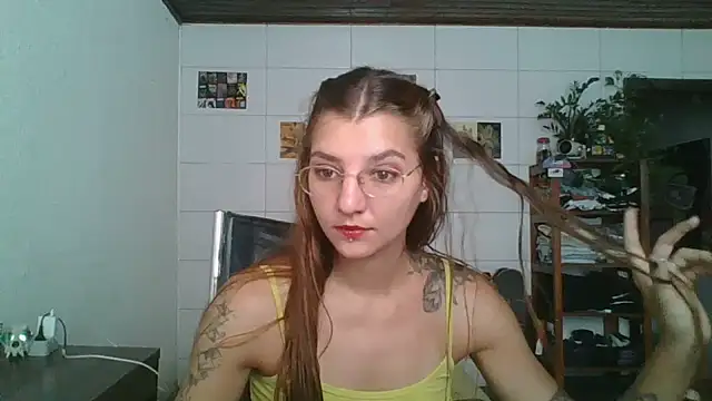 Snapshot of SweetyBabyDemon chatting on 02.01.26 SweetyBabyDemon online show from 02.01.26