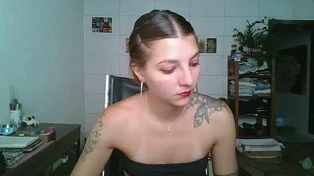 Snapshot of SweetyBabyDemon chatting on 02.12.26 SweetyBabyDemon online show from 02.12.26