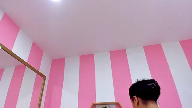 ISABELLA 020 online show from 09.19.25