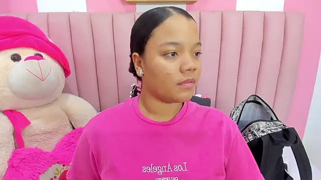 ISABELLA 020 online show from 11.14.25