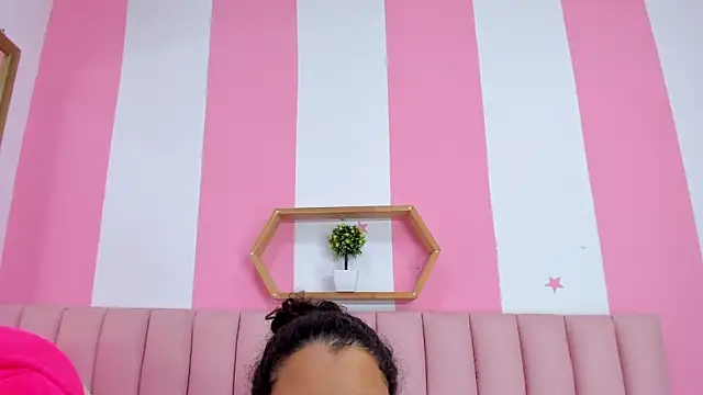 ISABELLA 020 online show from 06.13.26