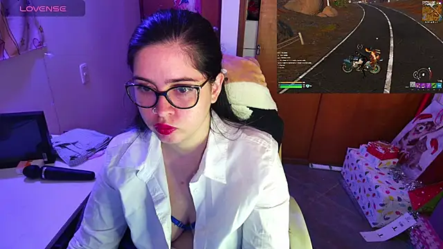 Snapshot of Vallolet_Spencer chatting on 12.12.24 Vallolet Spencer online show from 12.12.24