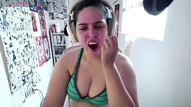 Snapshot of Vallolet_Spencer chatting on 09.30.25 Vallolet Spencer online show from 09.30.25