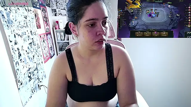 Snapshot of Vallolet_Spencer chatting on 10.26.25 Vallolet Spencer online show from 10.26.25