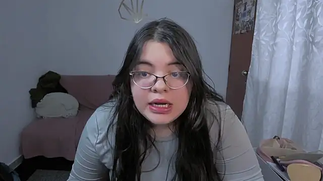 Snapshot of Aria_Fullbuster chatting on 12.13.25 Aria Fullbuster online show from 12.13.25