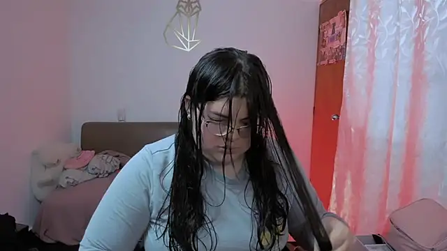 Aria Fullbuster online show from 03.03.26