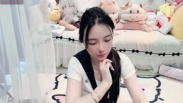 AKiKi711 online show from 04.30.26