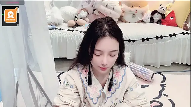 AKiKi711 online show from 07.30.26