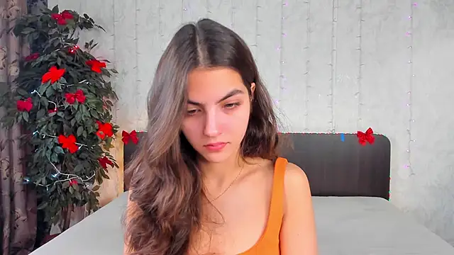 Milana Crystal  online show from 01.08.25