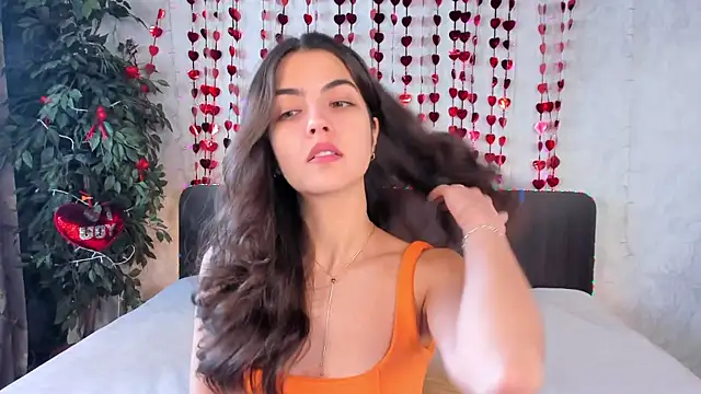 Milana Crystal  online show from 02.28.25