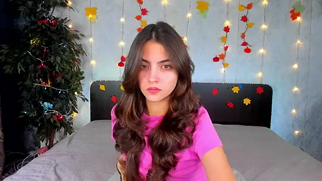 Milana Crystal  online show from 11.27.25