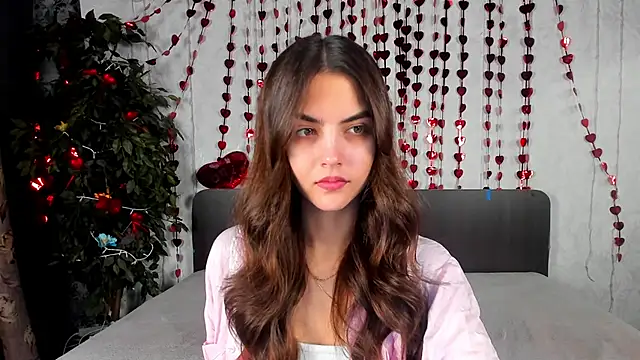 Milana Crystal  online show from 02.13.26