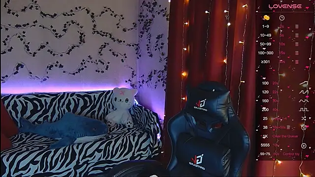 Sidney blush online show from 01.17.25