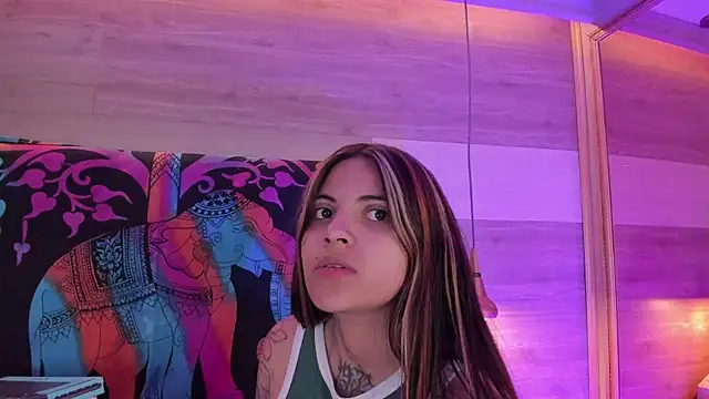 Cori Paige online show from 05.05.26