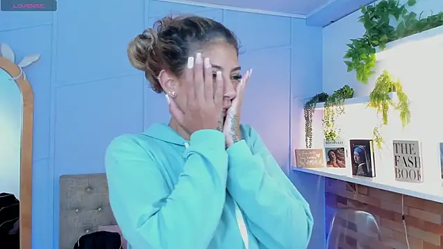 Georgina-coule online show from 12.22.24