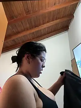 Kylie2211 online show from 09.10.25