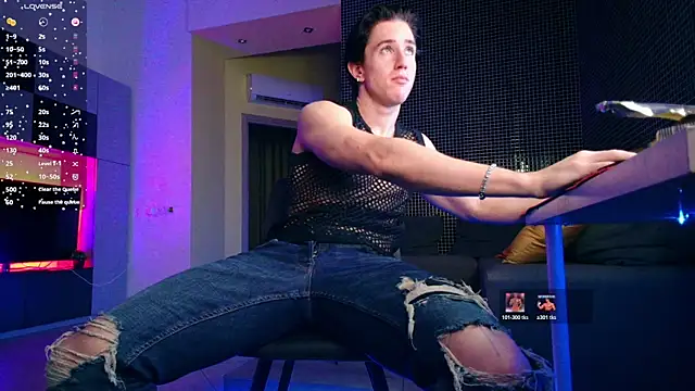 ChristianLevine  online show from 06.11.26