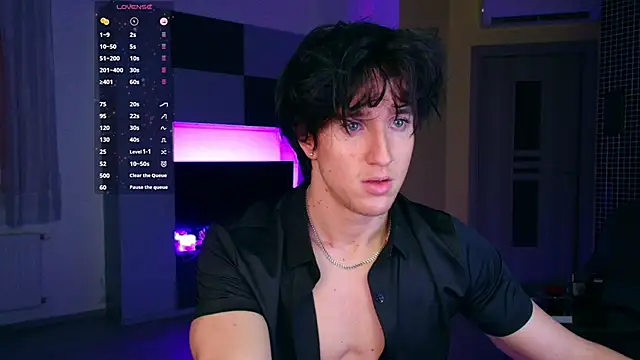Snapshot of ChristianLevine_ chatting on 06.28.26 ChristianLevine online show from 06.28.26