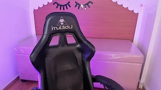 carlie mayer v online show from 09.16.25