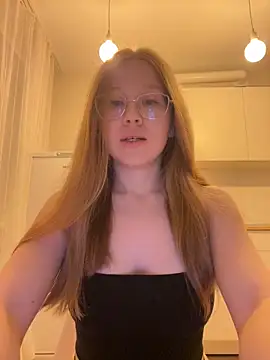 Eva Weyne online show from 10.16.25