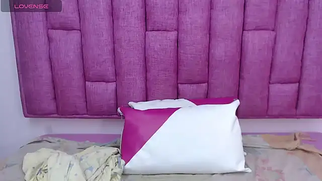 LindaKardi online show from 06.17.26