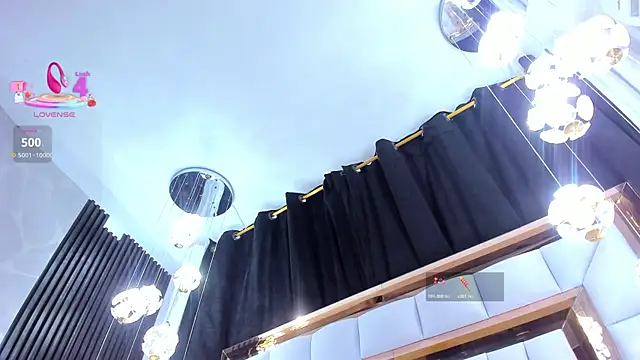 SarayRoyse online show from 02.27.26