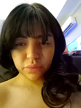 Snapshot of Esmertarcinim chatting on 02.23.25 Esmertarcinim online show from 02.23.25