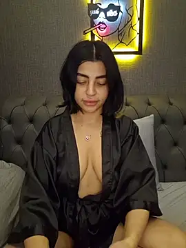 Snapshot of Esmertarcinim chatting on 02.21.26 Esmertarcinim online show from 02.21.26