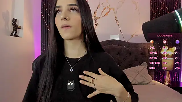 Snapshot of devlin_violett chatting on 11.09.25 devlin violett online show from 11.09.25