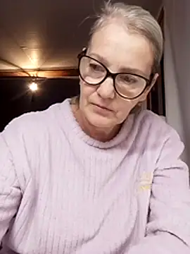 irinamaux online show from 11.03.25