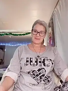 irinamaux online show from 11.25.25