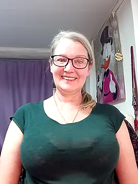 irinamaux online show from 02.19.26