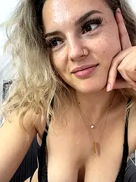 LexyGold online show from 09.14.25