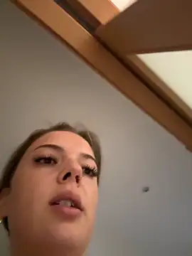 LexyGold online show from 10.31.25