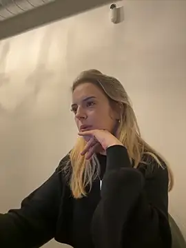 LexyGold online show from 11.14.25