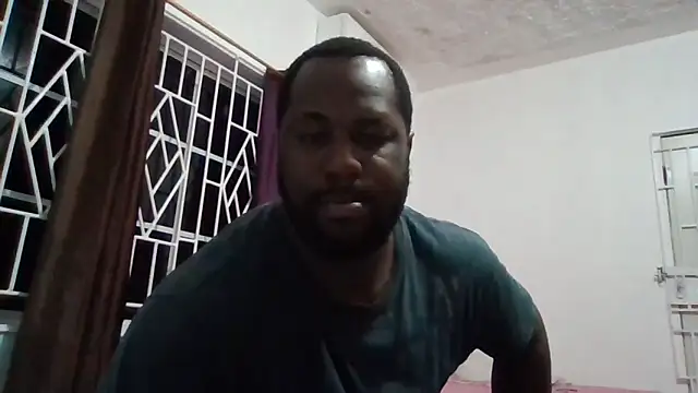 Bighood T online show from 10.18.25