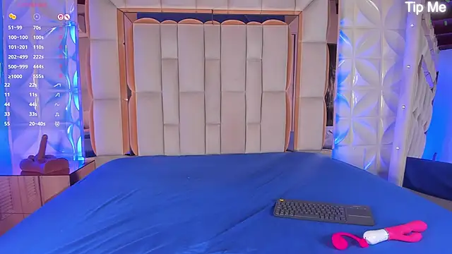 nicole cooper   online show from 11.01.25