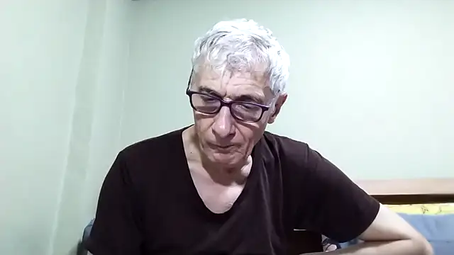 Snapshot of BIGUNCUTHARDCOCK chatting on 11.03.25 BIGUNCUTHARDCOCK online show from 11.03.25