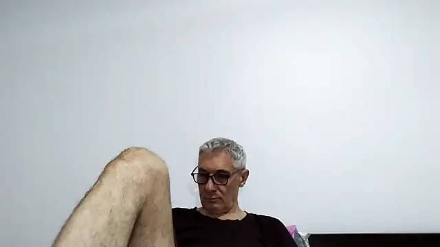 BIGUNCUTHARDCOCK online show from 04.21.26