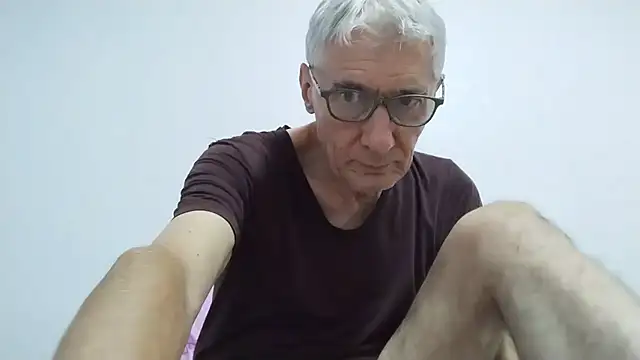 Snapshot of BIGUNCUTHARDCOCK chatting on 07.26.26 BIGUNCUTHARDCOCK online show from 07.26.26