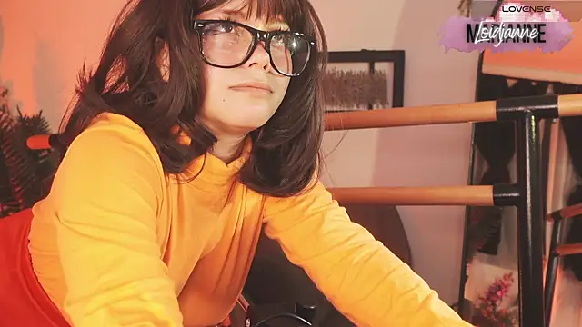 Snapshot of loIijanne chatting on 12.04.24 loIijanne online show from 12.04.24