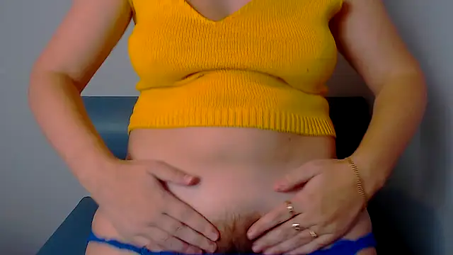 Longhairgirl online show from 01.04.25