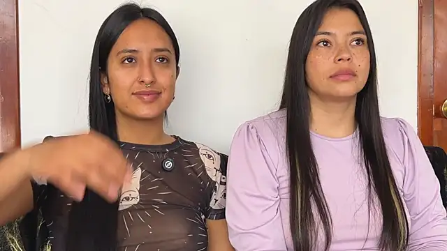 Snapshot of 2SummerLove1 chatting on 01.18.26 2SummerLove1 online show from 01.18.26