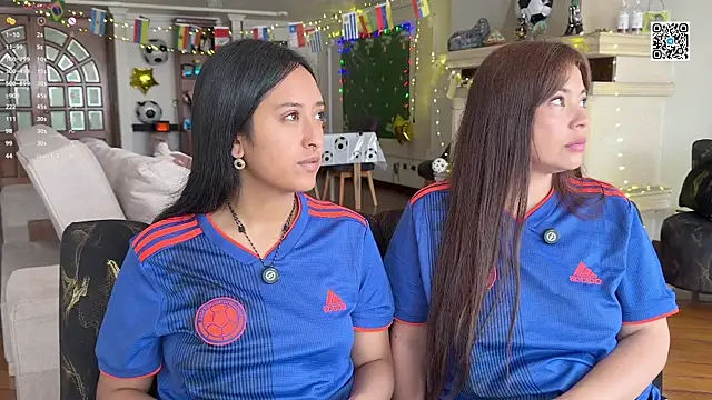 2SummerLove1 online show from 06.20.26