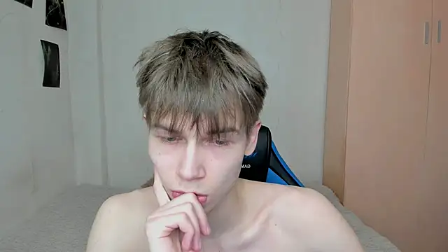 Snapshot of Makentoshi_ chatting on 03.07.25 Makentoshi online show from 03.07.25