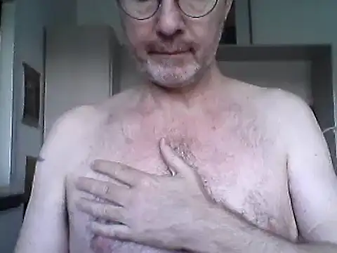 Snapshot of Lolodamour72 chatting on 03.31.26 Lolodamour72 online show from 03.31.26