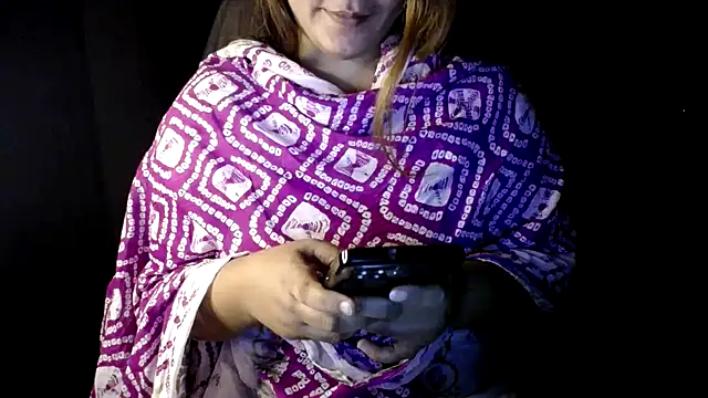 Snapshot of SohanaSabaSexy chatting on 12.15.24 SohanaSabaSexy online show from 12.15.24