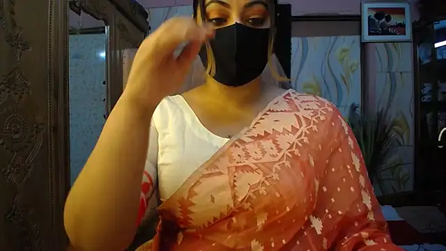 Snapshot of SohanaSabaSexy chatting on 03.05.26 SohanaSabaSexy online show from 03.05.26