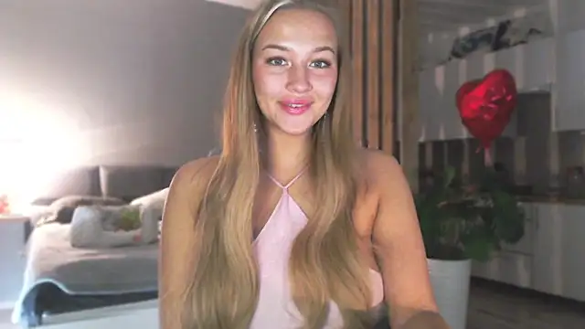 Snapshot of Milk_Bunny chatting on 03.07.26 Milk Bunny online show from 03.07.26